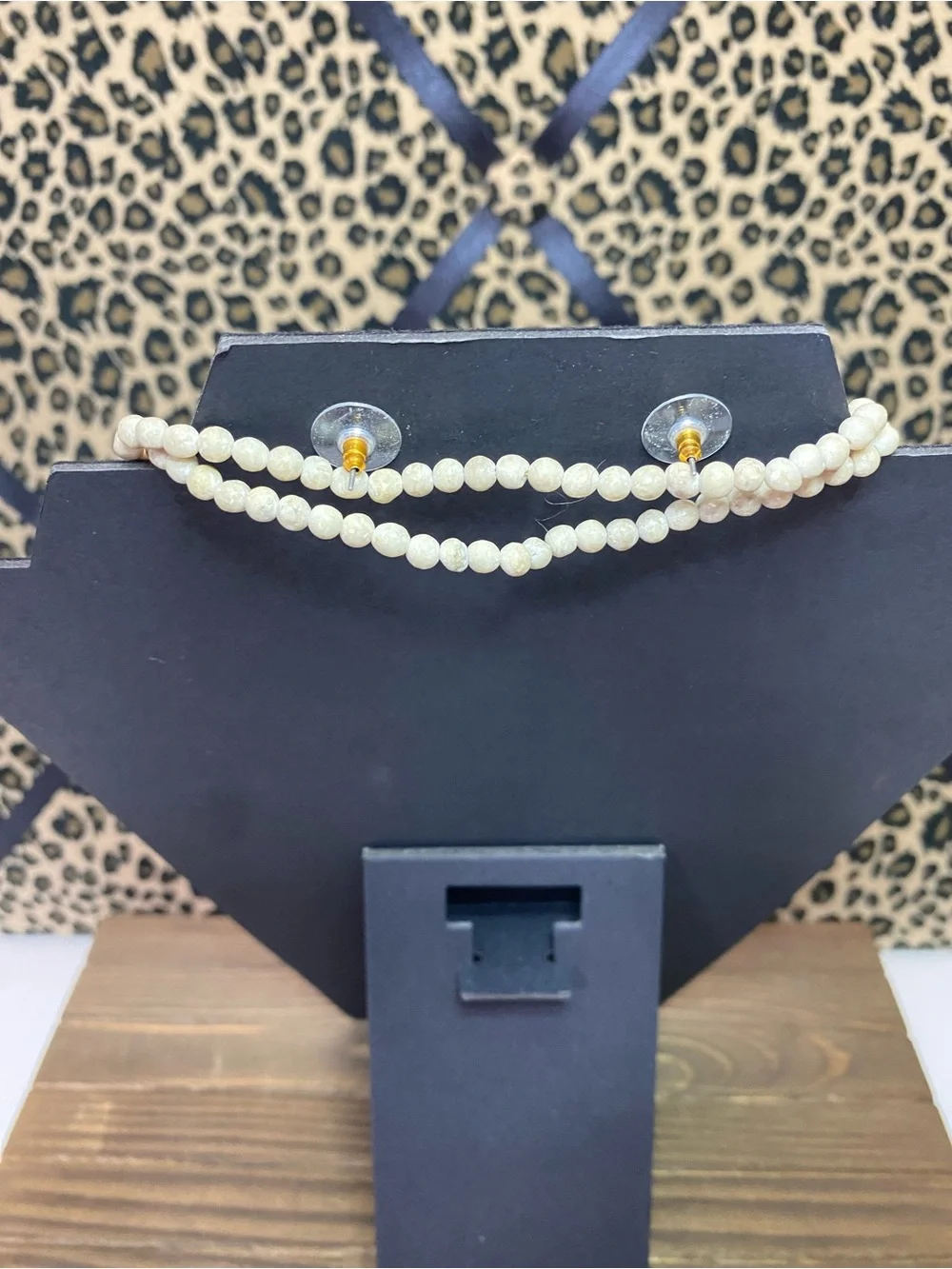 Vintage Cream Beaded Necklace & Earrings Set - Unbranded